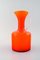 Krug und zwei Vasen aus orangefarbenem Kunstglas, 1960er, 3er Set 2