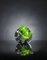 Escultura esférica con rana verde de VGnewtrend, Imagen 1