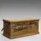 Baúl de comerciantes inglés victoriano antiguo de madera de pino, década de 1850, Imagen 1