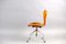 Vintage cognac Leather Office Chair by Arne Jacobsen for Fritz Hansen, Imagen 5