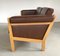 Vollständig restauriertes dänisches 3-Sitzer Sofa aus Eiche & Braunem Leder von Hans J. Wegner für Getama, 1960er 3