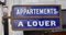 Französische Emaillierte Vintage A Louer Schild, 1940er 1