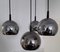 Lámpara en cascada vintage con 4 esferas de metal cromado, 1 grande y 3 pequeñas en una salida de plástico negro, años 70, Imagen 3