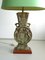 Lámpara de mesa estilo arcaico chino vintage de bronce de James Mont, años 70, Imagen 4