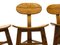 Französische moderne dreibeinige Stühle & Tisch aus massiver Eiche, 1970er, 5er Set 38