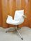 Chaise de Bureau Tulipe Vintage en Cuir Blanc de Kill International, 1960s 5