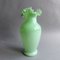 Jugendstil Opalglas Vase mit gewelltem Rand. 1900 - 1920 4