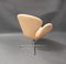 Modell 3320 Swan Chair von Arne Jacobsen für Fritz Hansen, 2013 4