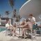 Impresión Esther Williams en Florida C con marco blanco de Slim Aarons, Imagen 1