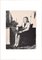Litografía Sitting Woman - Original de P. Borra - años 50, Imagen 2