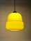 Lámpara colgante moderna en forma de globo de vidrio amarillo, años 60, Imagen 8