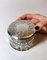 Flasche und Kosmetikbox aus geschliffenem Kristallglas & gemeißeltem Silber, Spanien, 2er Set 14