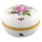 Bombonera Meissen de porcelana pintada a mano con motivos florales, Imagen 1