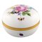 Meissen Bomboniere in Hand-Painted Porcelain with Floral Motifs 1