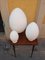 Lámpara de mesa modelo Egg de vidrio opalino de Ben Swildens para Fontana Arte, años 90, Imagen 7