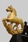 Handbemalter antiker Schlitten mit goldenem Pferd 15