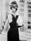 Affiche Audrey Hepburn Lunch On Fifth Avenue en Résine d'Argent Encadrée en Noir par Keystone 1