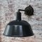 Industrielle Vintage Fabrik Wandlampe aus schwarz emailliertem Gusseisen 6