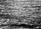 Abstrakte Schwarzweiss-Wellen unter Mondschein, nächtliches nautisches Giclée 2020 4
