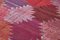 Roter handgeknüpfter Flatwave Kilim Teppich aus orientalischer Wolle 5