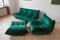 Poltrona Togo in velluto verde bottiglia, pouf e divano a tre posti di Michel Ducaroy per Ligne Roset, set di 3, Immagine 1