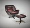 Poltrona girevole in pelle e Tabouret, Scandinavia, anni '60, set di 2, Immagine 10