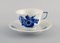 Blaue geneigte Royal Copenhagen Kaffeetassen mit Untertassen und Teller-Set 3
