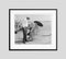 Impresión de pigmento de archivo Marilyn Monroe Some Like it a Little Cooler enmarcada en negro de Bettmann, Imagen 2