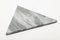 Dreieckiges Schneidebrett aus grauem Marmor von Fiammettav Home Collection 2