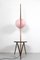 Lampadaire Mid-Century de Style Moderne Rose et Table en Nut Américain 5