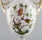 Vaso ornamentale colossale con impugnature in porcellana dipinta a mano, Immagine 3