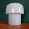 Weiße Mid-Century Mushroom Tischlampe von Guzzini für Meblo 1