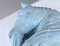Blaue Pferdekopfskulptur aus geschnitztem Holz 7