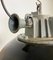 Industrielle Deckenlampe aus schwarzer Emaille & Gusseisen, 1950er 3