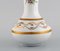 Limoges Vase aus handbemaltem porzellan mit floralen und goldenen Verzierungen, 1920er 3