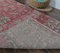 3x6 türkischer Vintage Oushak Teppich aus handgewebter Fuschia Wolle 6