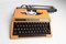 Orangefarbene Reed 100 Schreibmaschine aus Silber von Seiko co. Ltd, 1970er 23
