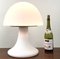Lámpara de mesa modelo 6329 en forma de hongo de vidrio blanco de Glashutte, años 70, Imagen 2