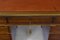 Antiker Schreibtisch aus edwardianischem Mahagoniholz mit Lederplatte von Graves & Sons 8