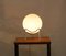 Lámpara de mesa esférica de vidrio opalino blanco, años 70, Imagen 12
