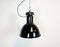 Lámpara colgante Bauhaus industrial de esmalte negro, años 50, Imagen 1