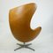 Egg chair nr. 3317 in pelle color cognac di Arne Jacobsen per Fritz Hansen, Immagine 4