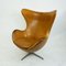 Egg chair nr. 3317 in pelle color cognac di Arne Jacobsen per Fritz Hansen, Immagine 10