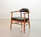 Sedia in stile Hans Wegner in teak massiccio e similpelle nera, Scandinavia, anni '60, Immagine 1