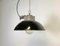Lámpara colgante industrial de esmalte negro y hierro fundido, años 60, Imagen 1