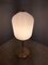 Tischlampe aus satinem Messing & großer gerippter Milchglas Lampe 2