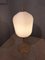 Tischlampe aus satinem Messing & großer gerippter Milchglas Lampe 14