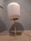Tischlampe aus satinem Messing & großer gerippter Milchglas Lampe 9
