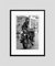 Stampa Francoise Hardy in resina argentata con cornice nera di Reg Lancaster, Immagine 1