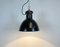 Lámpara colgante Bauhaus industrial de esmalte negro, años 50, Imagen 9